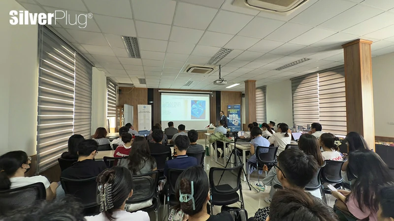 Toàn cảnh hội thảo khoa học