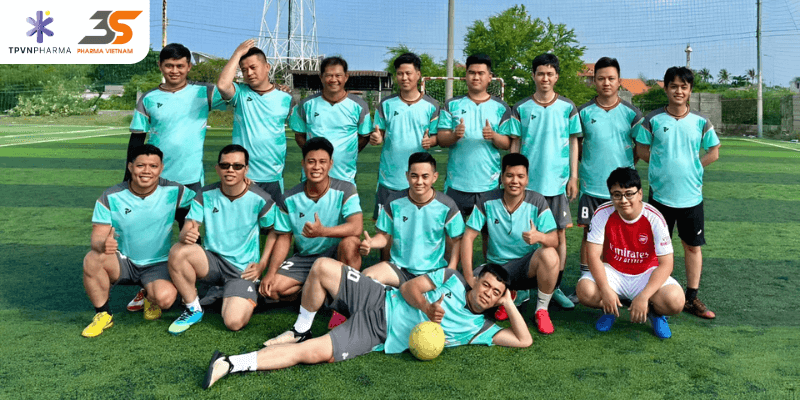 Đội bóng TPVN & 3S Pharma tham gia trận cầu giao lưu 